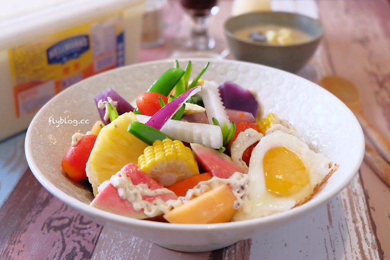 尋鹿咖啡｜結合美食與藝文的咖啡館，雜貨風元素拍照的好地方，鬆餅還是一樣的好吃，也是親子友善餐廳(已歇業) @飛天璇的口袋