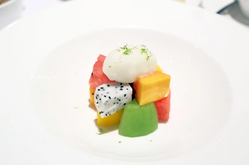 台中南屯｜橡木炙燒牛排館 MEAT GQ Steak．星野集團和牛排教父的合作，台中米其林推介餐廳 @飛天璇的口袋