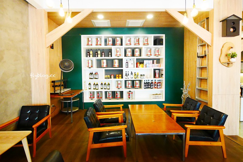 尋鹿咖啡｜結合美食與藝文的咖啡館，雜貨風元素拍照的好地方，鬆餅還是一樣的好吃，也是親子友善餐廳(已歇業) @飛天璇的口袋