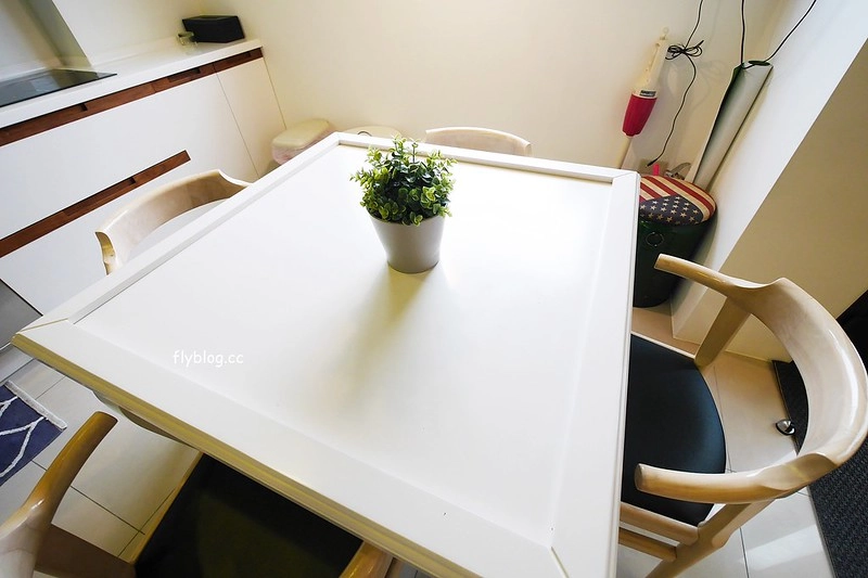 耿毛一家┃宜蘭民宿推薦：五結鄉清新風格新民宿，適合包棟住宿，提供烤肉用具、麻將桌和餐具，享受屬於自已的度假空間 @飛天璇的口袋