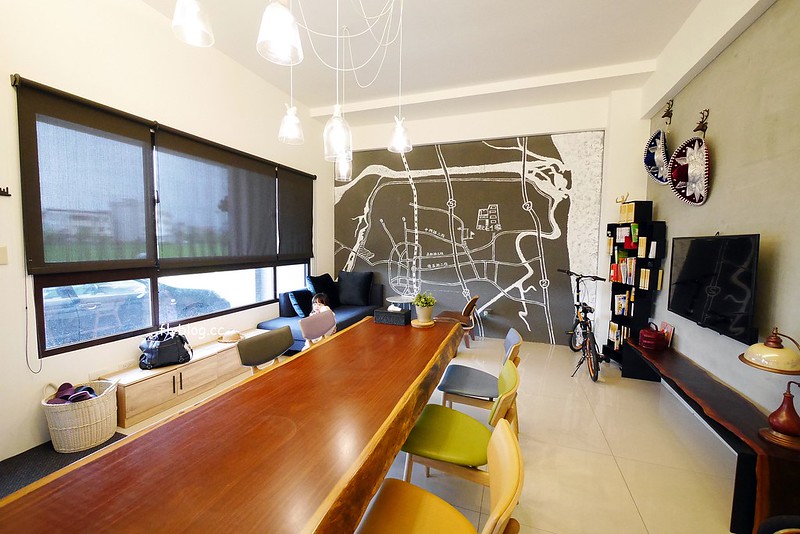 耿毛一家┃宜蘭民宿推薦：五結鄉清新風格新民宿，適合包棟住宿，提供烤肉用具、麻將桌和餐具，享受屬於自已的度假空間 @飛天璇的口袋