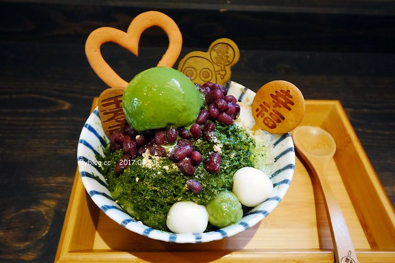 【高雄三民】頭等艙飯店．站前館，高雄兩天一夜小旅行，推薦離高雄火車站最近的頭等艙商務飯店，吃美食、逛街購物都方便 @飛天璇的口袋