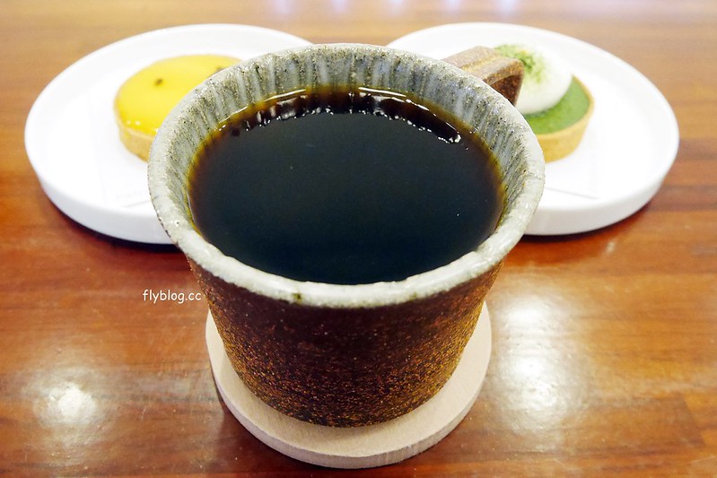 葉食甜點工作室．P&acirc;tisserie YEHZ：比想像中還出色的塔類專賣店，推薦抹茶塔帶有瀨祭清酒香氣，味道迷人帶有層次感 @飛天璇的口袋