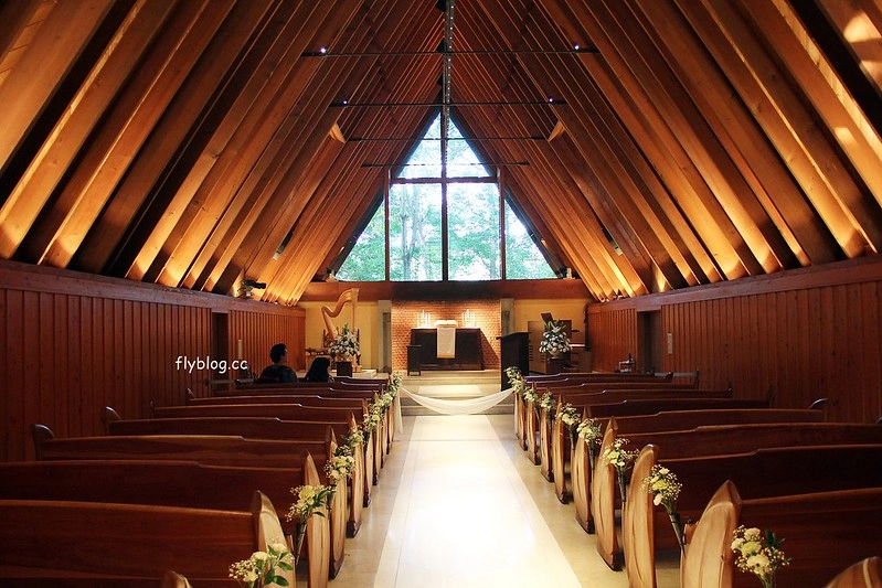 日本長野｜中輕井澤一日遊，王子OUTLET、高原教堂、石之教堂、蜻蜓之湯、村民食堂、榆樹街小鎮(附東京到輕井澤交通方式&JR PASS券) @飛天璇的口袋