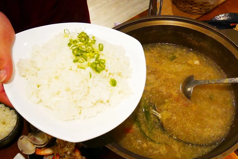 水森水產┃台中南屯美食：生猛海鮮活物現撈霸氣上桌，日式創意料理品嚐新鮮食材，現在的餐廳都這麼浮誇嗎？ @飛天璇的口袋