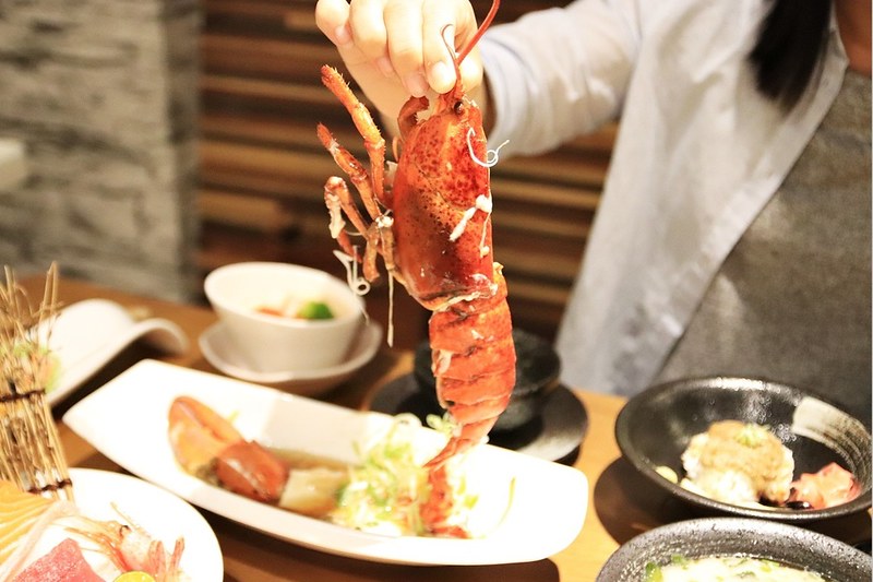水森水產┃台中南屯美食：生猛海鮮活物現撈霸氣上桌，日式創意料理品嚐新鮮食材，現在的餐廳都這麼浮誇嗎？ @飛天璇的口袋
