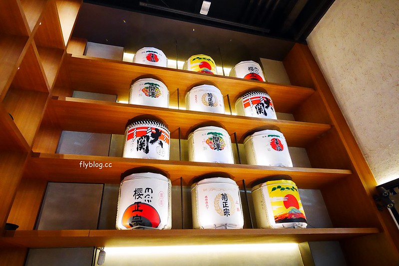 台中北屯｜拾七石頭火鍋 昌平店．輕井澤旗下火鍋店，崇德路環境寬敞大器 @飛天璇的口袋