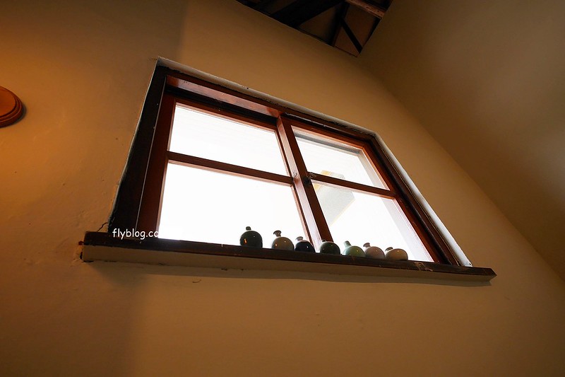 Overture 序曲┃台中北屯美食：老宅改建文青風甜點店，甜點好吃環境好拍，個人心中北屯最好吃的甜點店 @飛天璇的口袋