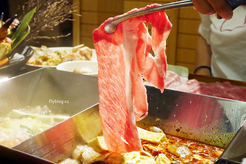 昭日堂鍋煮┃台中南屯美食：$360元火鍋套餐吃到飽！季節時蔬、每日肉品、美味熟食、Meiji冰淇淋，開幕期間打卡再送元蹄 @飛天璇的口袋