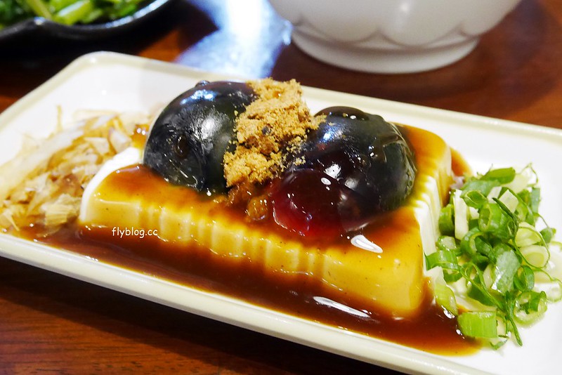 台中大雅｜口福豐原排骨，排骨麵也可以很文青，位於大雅區公所對面，料多味美又實在 @飛天璇的口袋