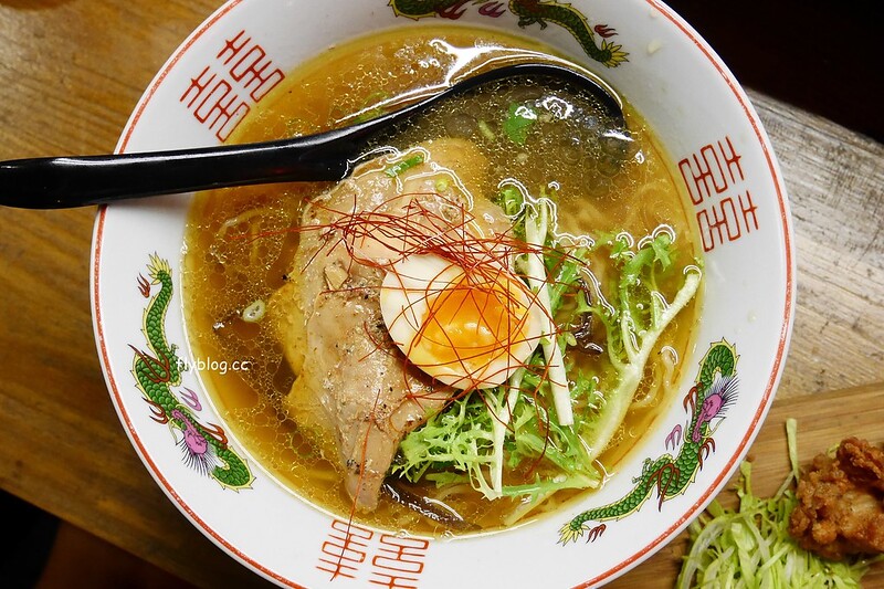 有囍拉麵：從深夜食堂起家的拉麵店，還有日本點餐機投幣點餐 @飛天璇的口袋
