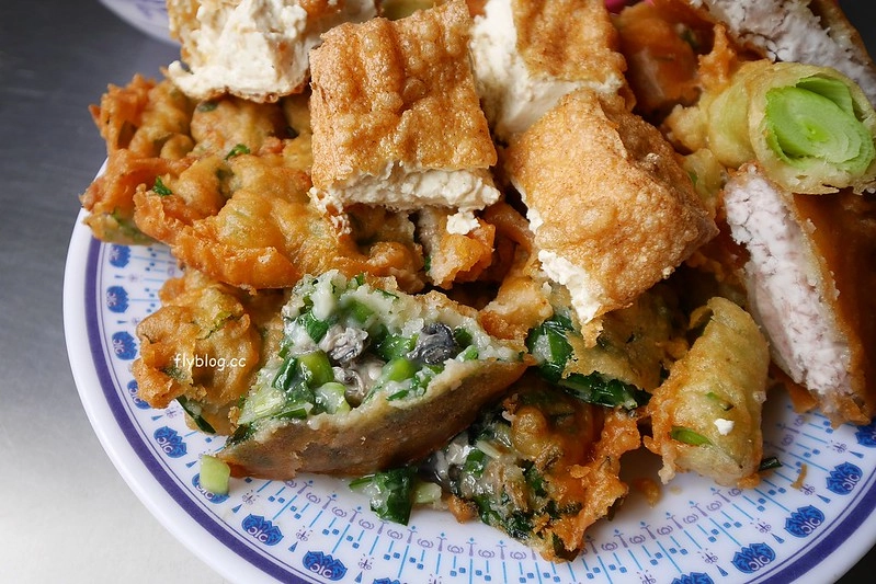 赤水扣仔嗲｜位於松柏嶺附近的「赤水扣仔嗲」，有著濃濃古早味的銅板美食 @飛天璇的口袋