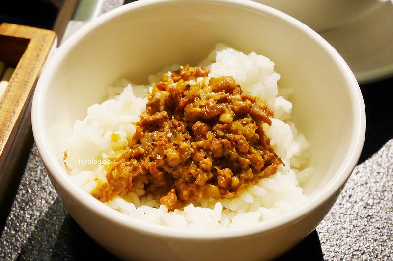 昭日堂鍋煮┃台中南屯美食：$360元火鍋套餐吃到飽！季節時蔬、每日肉品、美味熟食、Meiji冰淇淋，開幕期間打卡再送元蹄 @飛天璇的口袋