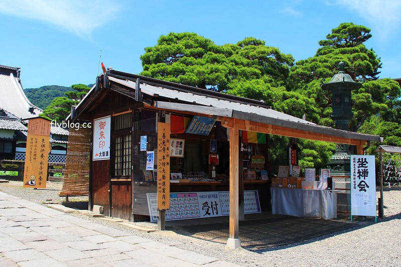 日本長野｜善光寺，長野的信仰之光，千年歷史的國寶級的旅遊景點，日本人一生一定要來一次的地方 @飛天璇的口袋