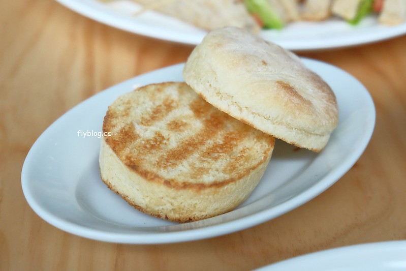 新竹東區｜紐約早餐女王 Sarabeth&rsquo;s｜超人氣的紐約早餐女王進駐新竹巨城SOGO，招牌班尼迪克蛋吹彈可破很誘人(已歇業) @飛天璇的口袋