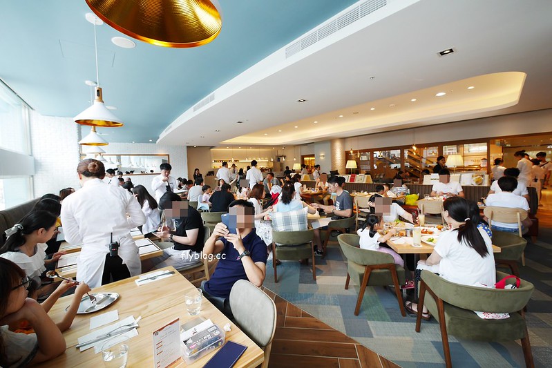 新竹東區｜紐約早餐女王 Sarabeth&rsquo;s｜超人氣的紐約早餐女王進駐新竹巨城SOGO，招牌班尼迪克蛋吹彈可破很誘人(已歇業) @飛天璇的口袋