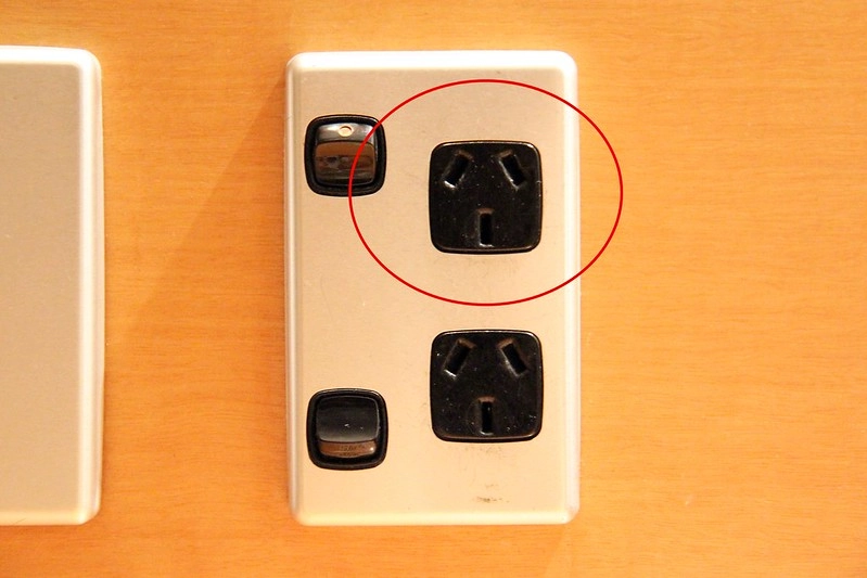 澳洲珀斯｜西澳7日遊行程規劃．天鵝谷酒莊、浪漫粉紅湖、費里曼圖小鎮、尖峰石陣、滑沙小探險 @飛天璇的口袋