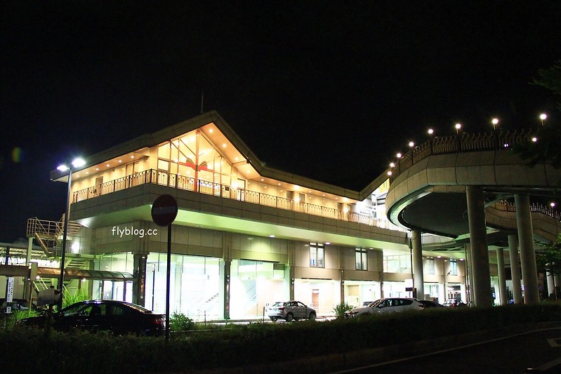 日本長野｜中輕井澤一日遊，王子OUTLET、高原教堂、石之教堂、蜻蜓之湯、村民食堂、榆樹街小鎮(附東京到輕井澤交通方式&JR PASS券) @飛天璇的口袋