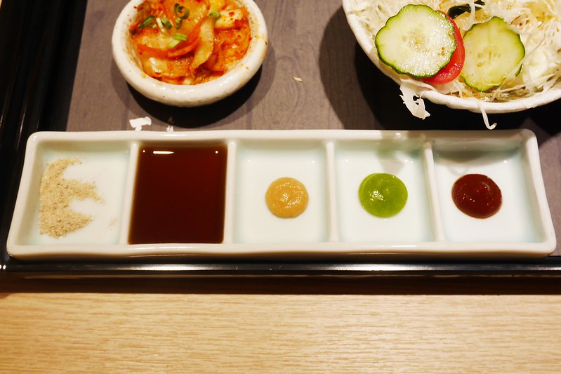 天串元祖串揚：中友百貨美食再一發，日式烤物、炸物、丼飯餐廳，餐點賣相很好價格也合理 @飛天璇的口袋