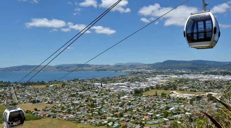 紐西蘭羅托魯瓦｜Rotorua Skyline．搭乘空中纜車到Mt. Ngongotaha，俯瞰羅托魯瓦城市地熱風情 @飛天璇的口袋