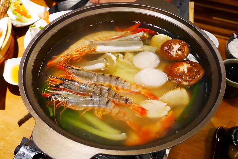 水森水產┃台中南屯美食：生猛海鮮活物現撈霸氣上桌，日式創意料理品嚐新鮮食材，現在的餐廳都這麼浮誇嗎？ @飛天璇的口袋