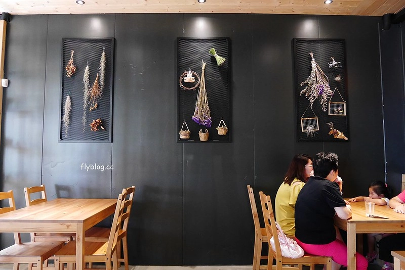 丰富食堂｜充滿無印良品風的員林湯咖哩專賣店，食材用心餐點也很美味 @飛天璇的口袋