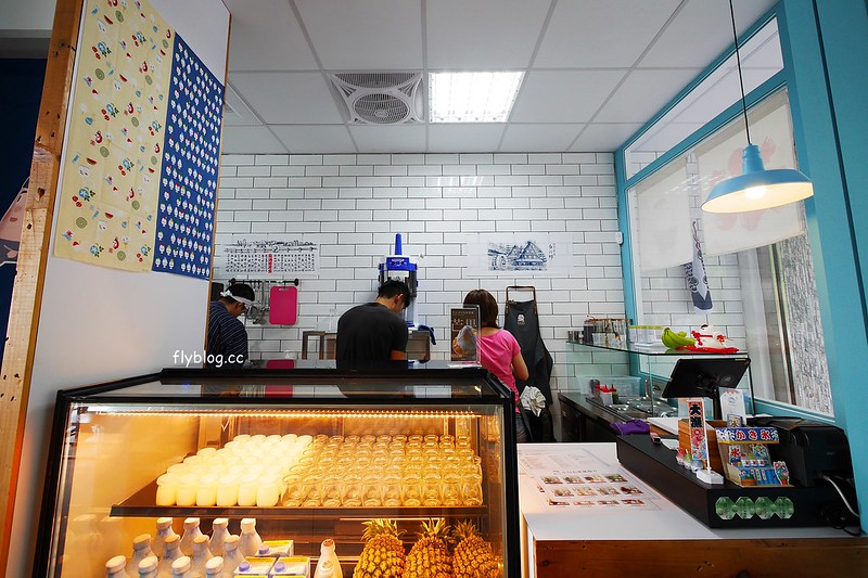 小日冰菓店┃台中北屯美食：隱身大坑山區的文青冰果室，鄰近大坑圓環和中台科技大學，夏天有季節限定芒果冰 @飛天璇的口袋