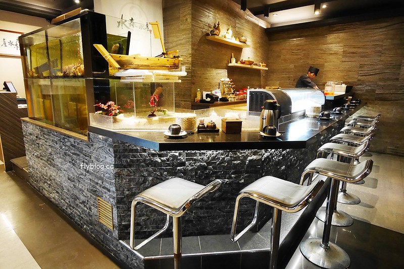 水森水產┃台中南屯美食：生猛海鮮活物現撈霸氣上桌，日式創意料理品嚐新鮮食材，現在的餐廳都這麼浮誇嗎？ @飛天璇的口袋