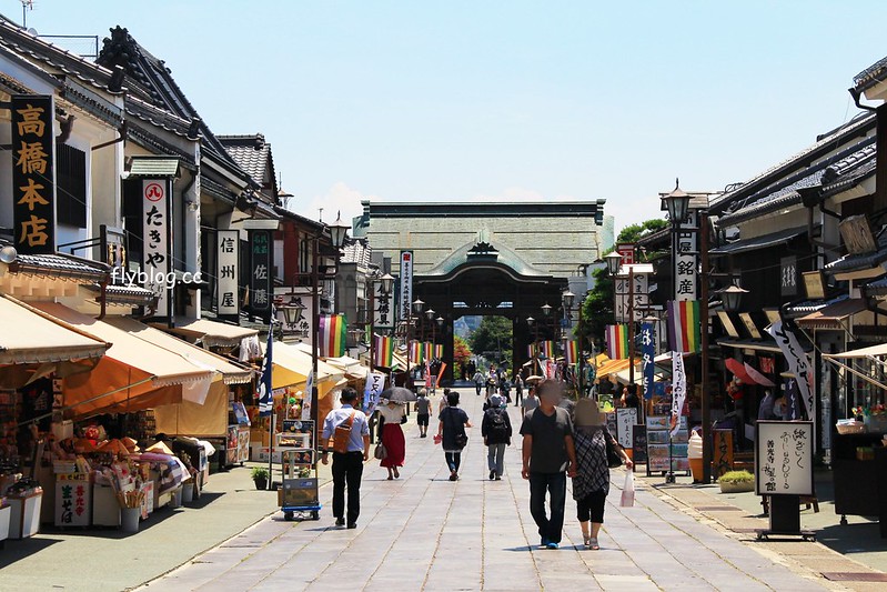 日本長野｜善光寺，長野的信仰之光，千年歷史的國寶級的旅遊景點，日本人一生一定要來一次的地方 @飛天璇的口袋