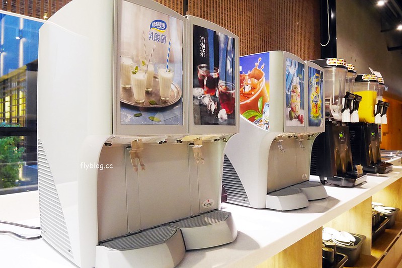 昭日堂鍋煮┃台中南屯美食：$360元火鍋套餐吃到飽！季節時蔬、每日肉品、美味熟食、Meiji冰淇淋，開幕期間打卡再送元蹄 @飛天璇的口袋