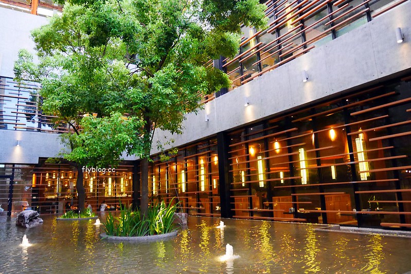 昭日堂鍋煮┃台中南屯美食：$360元火鍋套餐吃到飽！季節時蔬、每日肉品、美味熟食、Meiji冰淇淋，開幕期間打卡再送元蹄 @飛天璇的口袋