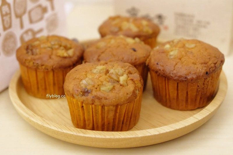 彰化美食｜寶珍香．台灣500甜推薦，桂圓蛋糕創始店 @飛天璇的口袋