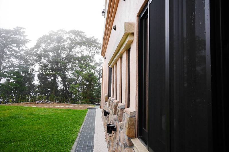 雲洞山莊二館｜三義地區最豪華的雲洞山莊民宿，到中部的阿里山看雲海和星空，享受自家食材好手藝 @飛天璇的口袋