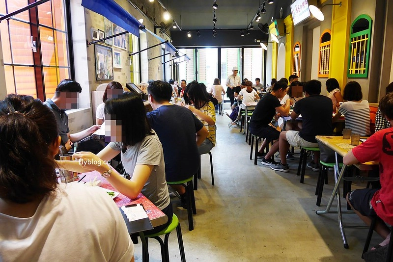 Mamak檔星馬料理┃台中西區美食：正宗馬來西亞風味料理餐廳，台中店進駐草悟道商圈，餐點美味選擇性多 @飛天璇的口袋