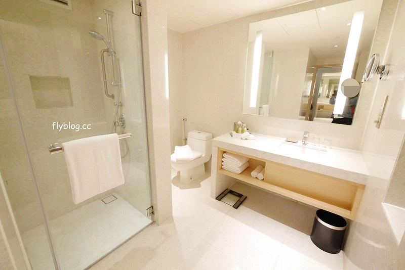 馬來西亞新山四天三夜┃新山希爾頓逸林酒店  Doubletree by Hilton Johor Bahru：和新加坡只有一橋之隔，鄰近樂高飯店、Hello Kitty樂園 @飛天璇的口袋