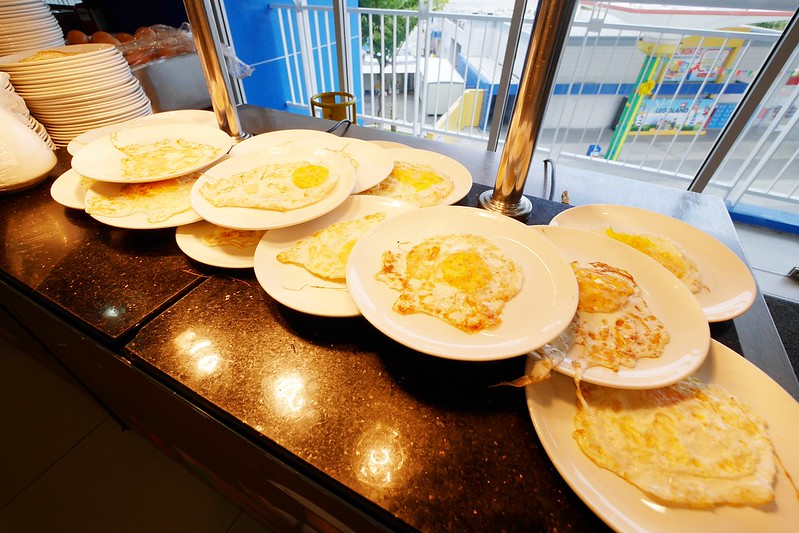 馬來西亞新山四天三夜┃樂高樂園飯店 Legoland Hotel：讓小孩子玩到瘋的新山樂高酒店，有不同的主題套房適合全家入住 @飛天璇的口袋