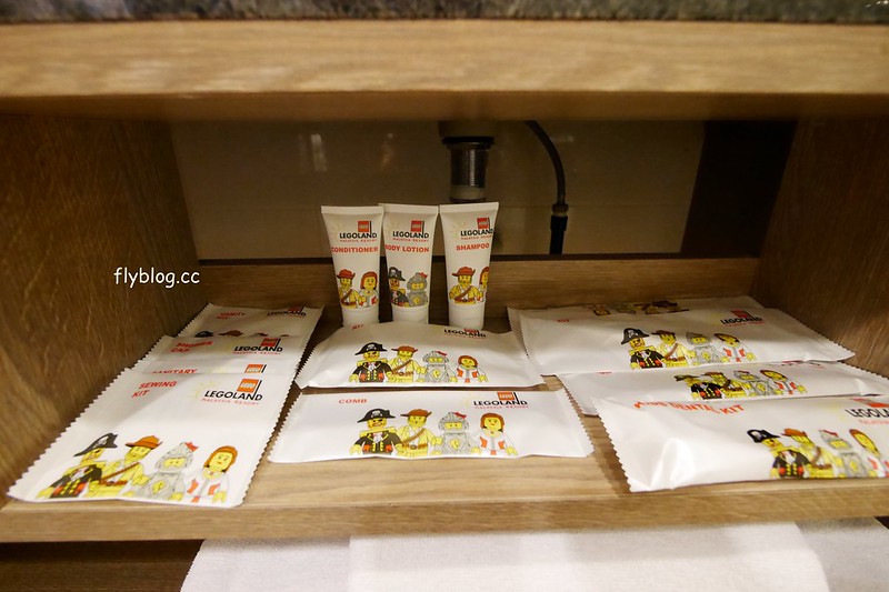 馬來西亞新山四天三夜┃樂高樂園飯店 Legoland Hotel：讓小孩子玩到瘋的新山樂高酒店，有不同的主題套房適合全家入住 @飛天璇的口袋