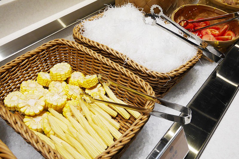 昭日堂鍋煮┃台中南屯美食：$360元火鍋套餐吃到飽！季節時蔬、每日肉品、美味熟食、Meiji冰淇淋，開幕期間打卡再送元蹄 @飛天璇的口袋