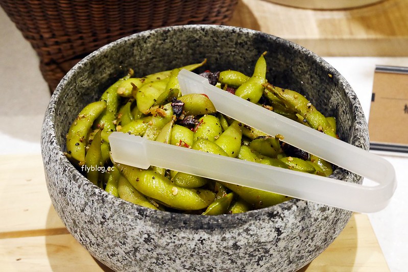 昭日堂鍋煮┃台中南屯美食：$360元火鍋套餐吃到飽！季節時蔬、每日肉品、美味熟食、Meiji冰淇淋，開幕期間打卡再送元蹄 @飛天璇的口袋