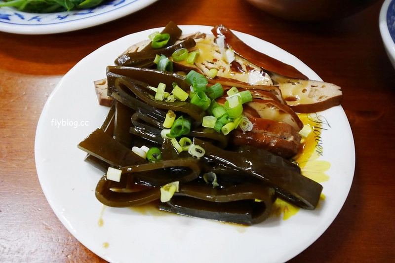 天使光環米糕｜不在清水的清水王牌筒仔米糕，連食尚玩家也來採訪 @飛天璇的口袋