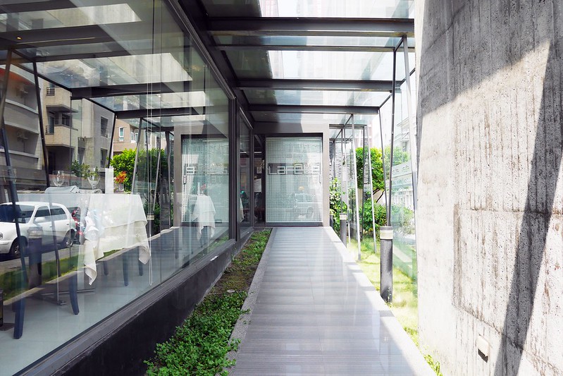 法月當代法式料理：早午餐吃龍蝦堡不會太狂嗎？一份$390元附飲料，在草原上享受創意歐式早餐 @飛天璇的口袋