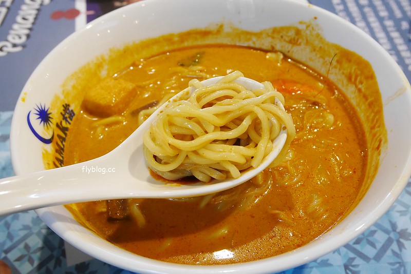 Mamak檔星馬料理┃台中西區美食：正宗馬來西亞風味料理餐廳，台中店進駐草悟道商圈，餐點美味選擇性多 @飛天璇的口袋