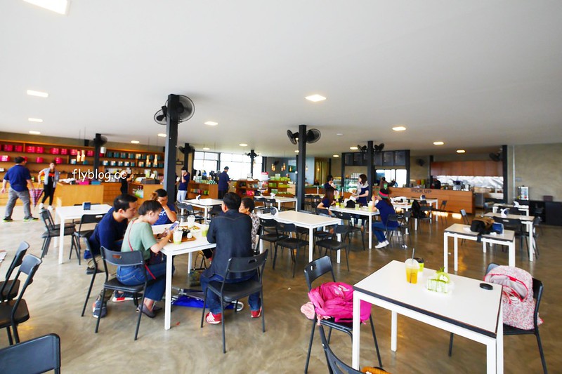 泰國清萊｜翠峰茶園 Chui Fong Tea Farm｜泰緬邊境最大的茶園，IG打卡超熱門景點，每日現做抹茶蛋糕必吃 @飛天璇的口袋