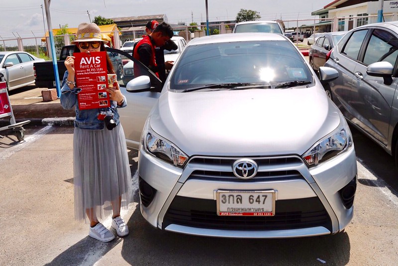 泰國租車分享｜曼谷素萬那普機場租車．泰國自駕一天500元起！機場租車流程、泰國租車費用、泰國交通規則 @飛天璇的口袋