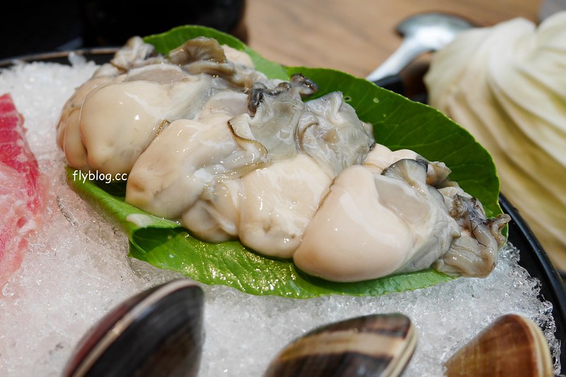 【台中西區】代代木日式鍋物，草悟道商圈的日式火鍋店，環境很有日式小清新，而且還有麻油雞鍋 @飛天璇的口袋