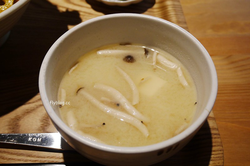 丰富食堂｜充滿無印良品風的員林湯咖哩專賣店，食材用心餐點也很美味 @飛天璇的口袋