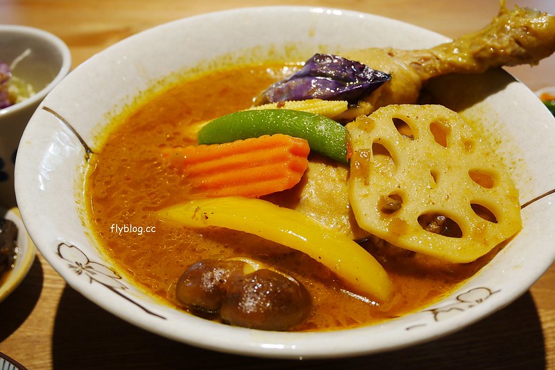 丰富食堂｜充滿無印良品風的員林湯咖哩專賣店，食材用心餐點也很美味 @飛天璇的口袋