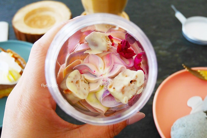 BLOOM DESSERT BAR法式甜點｜員林也有米其林3星級的法式甜點，甜點價格偏高但口味表現不俗 @飛天璇的口袋