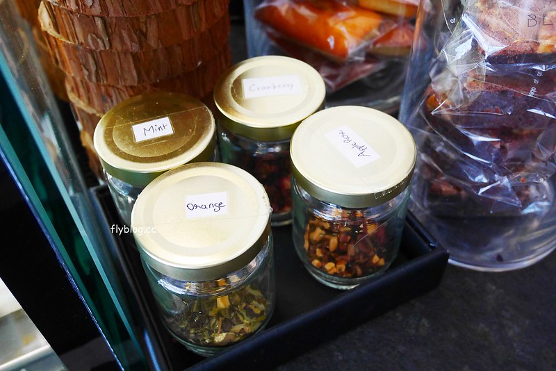 BLOOM DESSERT BAR法式甜點｜員林也有米其林3星級的法式甜點，甜點價格偏高但口味表現不俗 @飛天璇的口袋