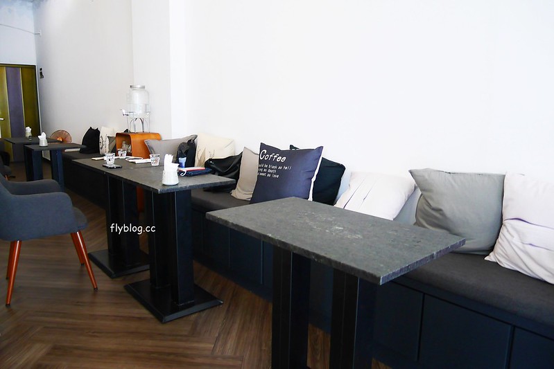 BLOOM DESSERT BAR法式甜點｜員林也有米其林3星級的法式甜點，甜點價格偏高但口味表現不俗 @飛天璇的口袋